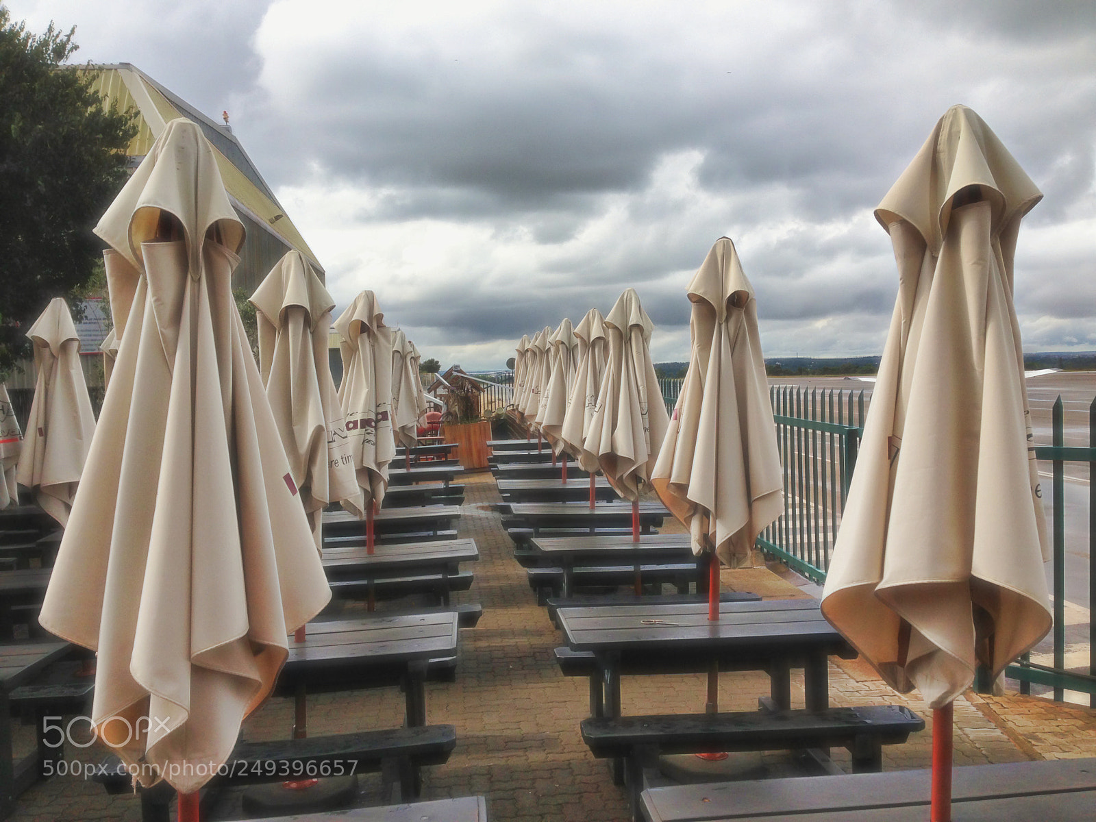 Apple iPhone 5 sample photo. Brolly brigade photography