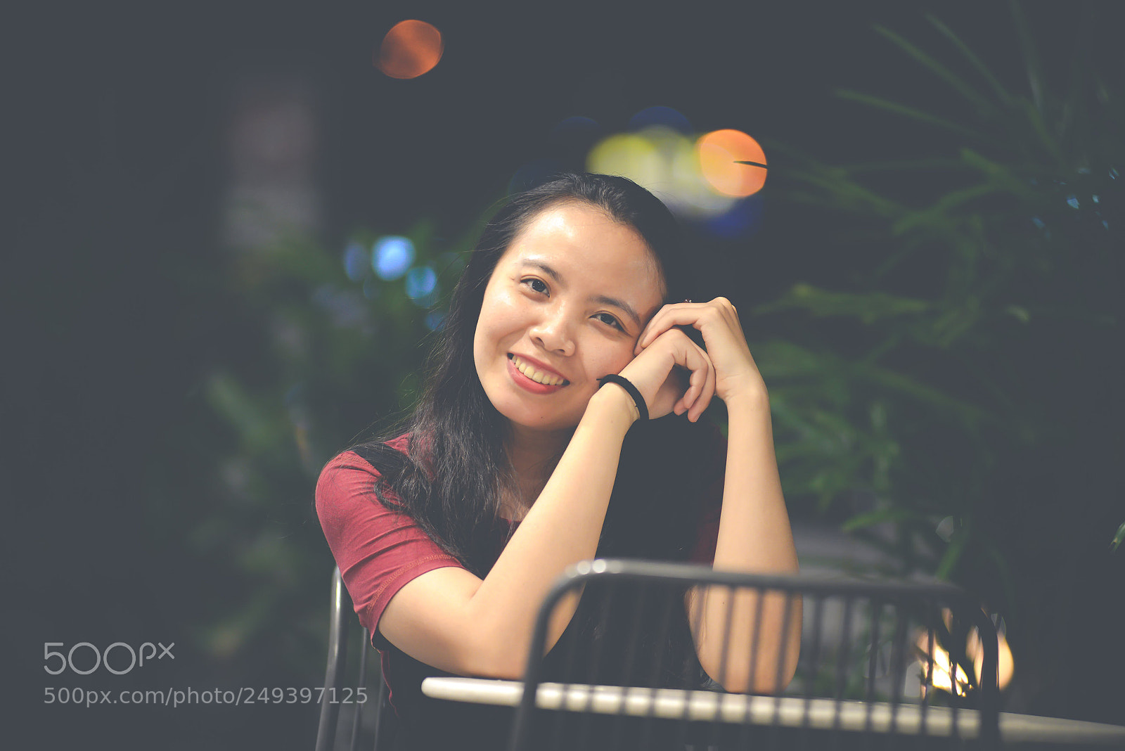 Nikon D800 sample photo. Smiley girl is sitting photography