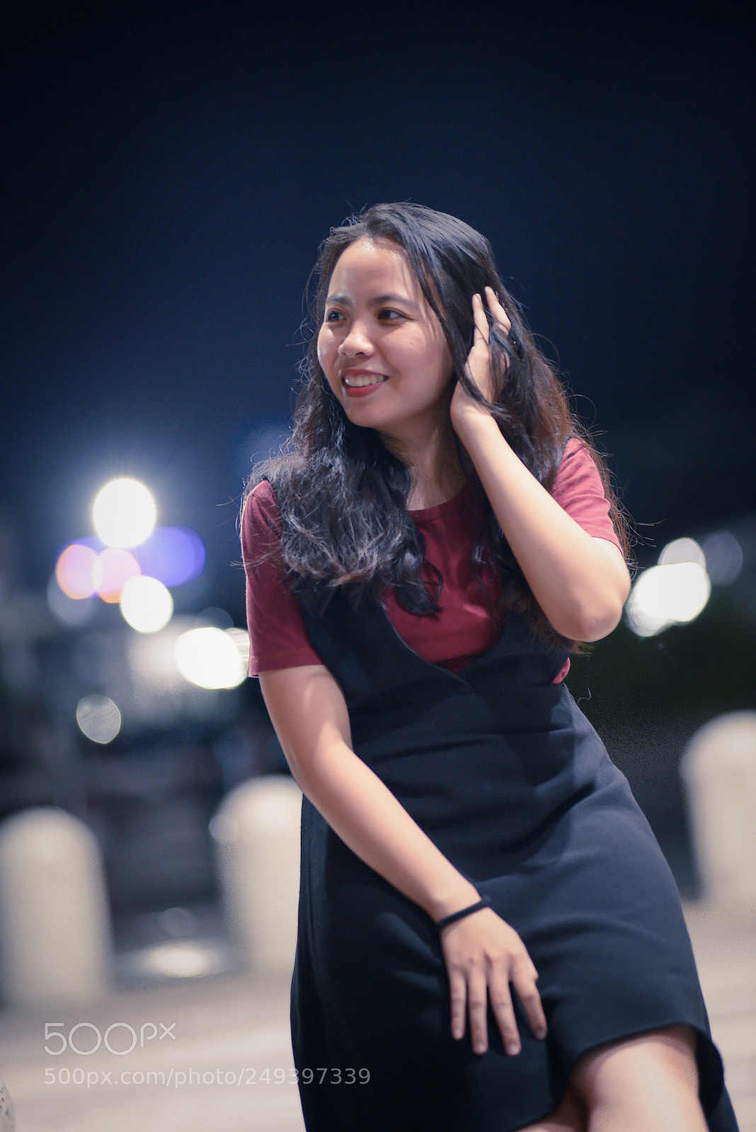 Nikon D800 sample photo. Smiley girl is sitting photography