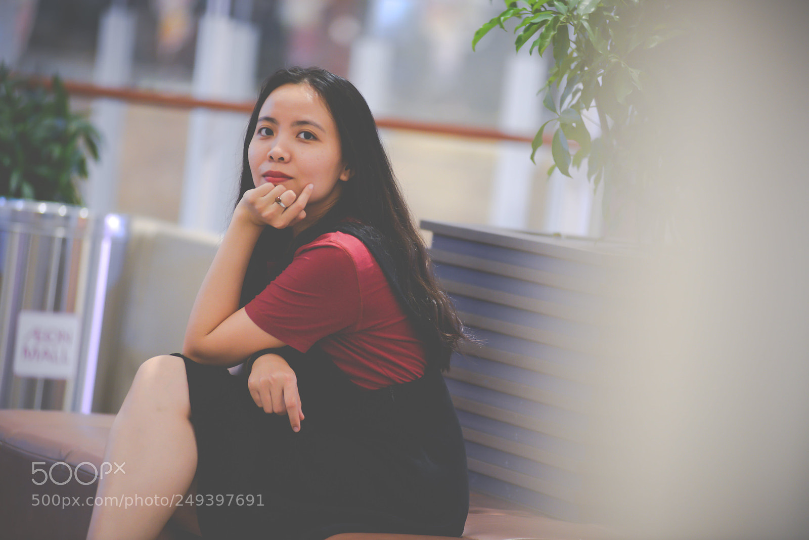 Nikon D800 sample photo. Smiley girl is sitting photography
