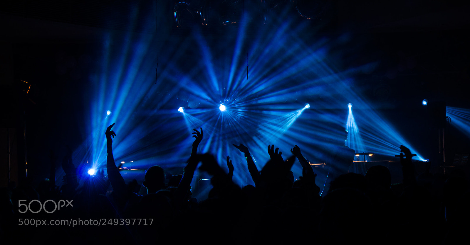 Nikon D7000 sample photo. Young dancing people photography