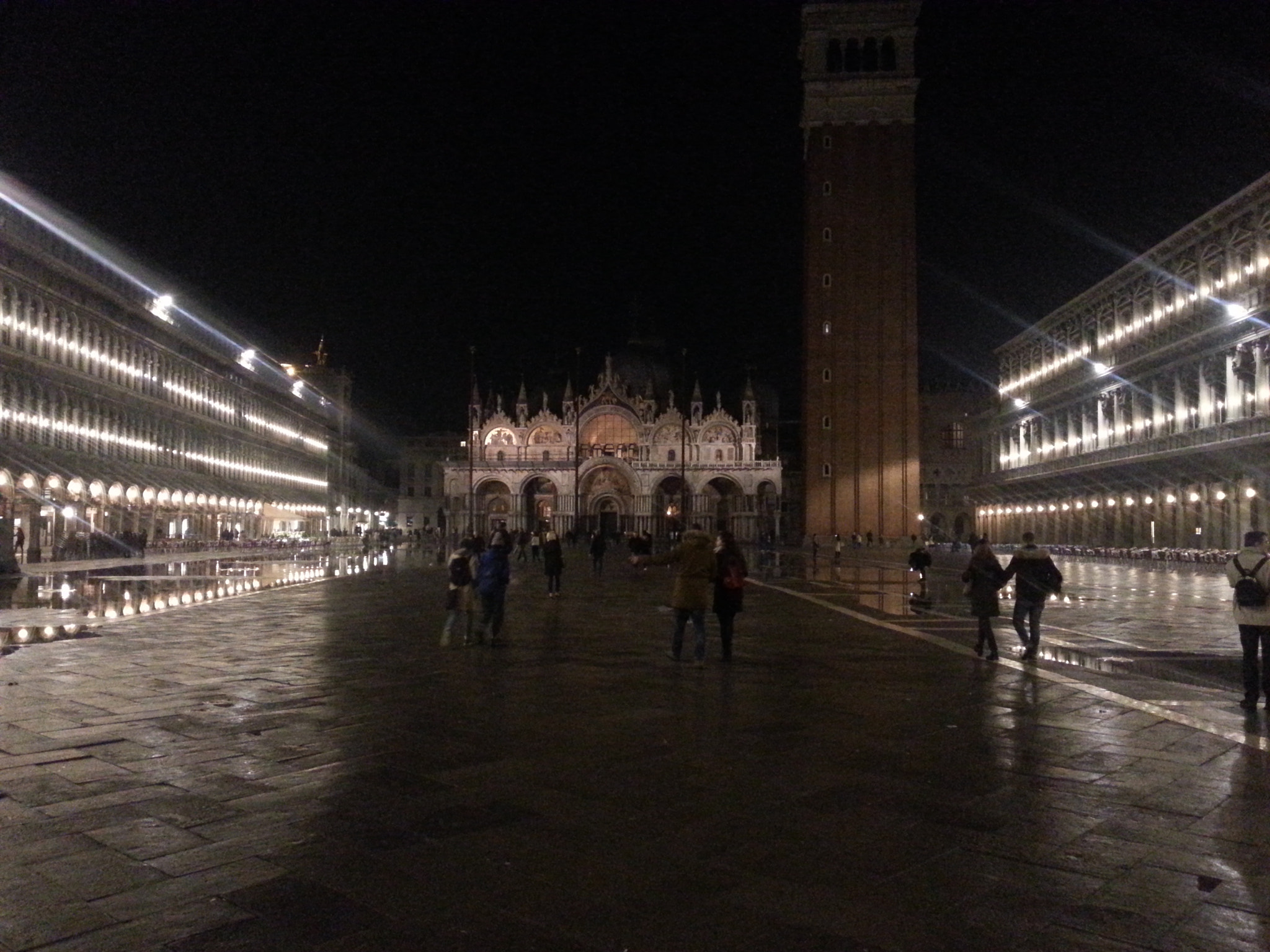 Samsung GT-I8750 sample photo. Basilica di san marco at night photography