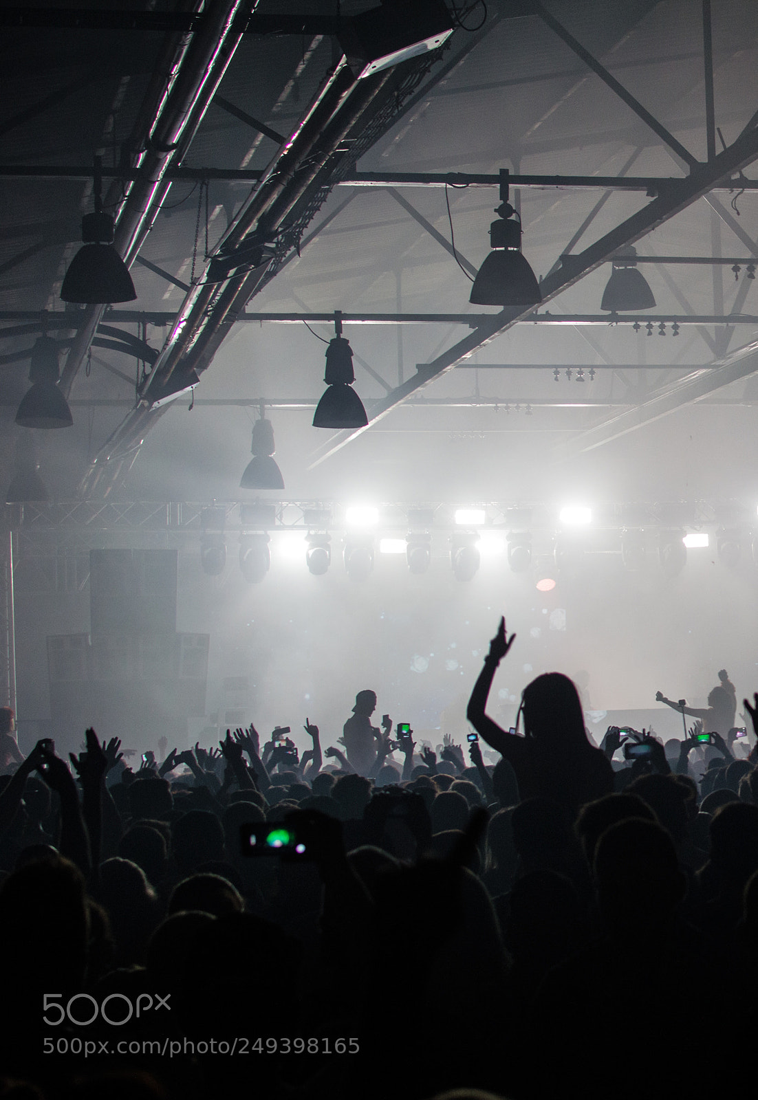 Nikon D3200 sample photo. Concert scene in shadows. photography