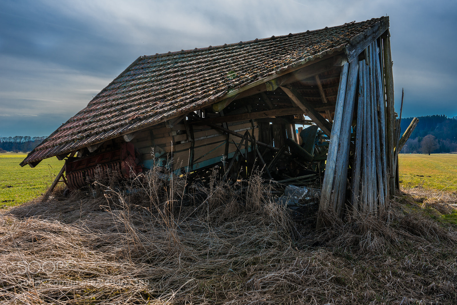 Sony a7 II sample photo. Zerfallene hütte photography
