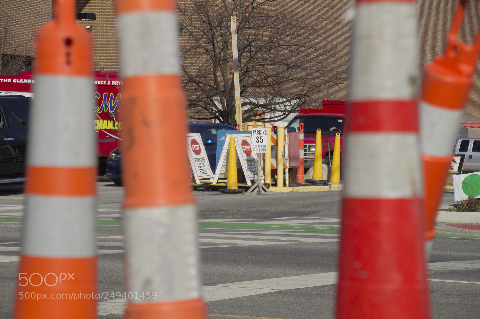 Canon EOS 1200D (EOS Rebel T5 / EOS Kiss X70 / EOS Hi) sample photo. Stop parking $5. photography