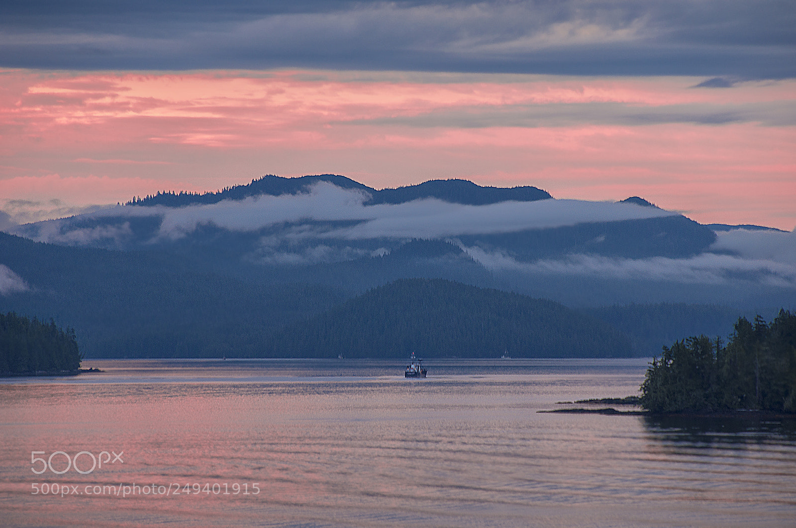 Nikon D90 sample photo. Rosy morning photography