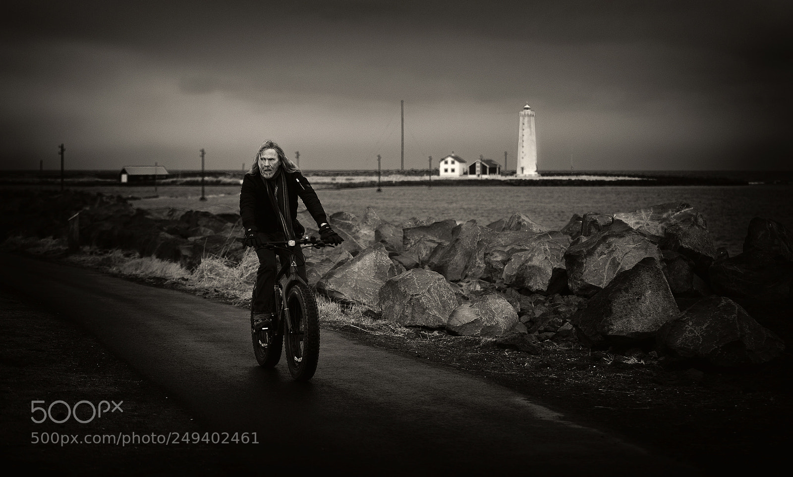 Canon EOS-1Ds Mark III sample photo. Storm rider photography