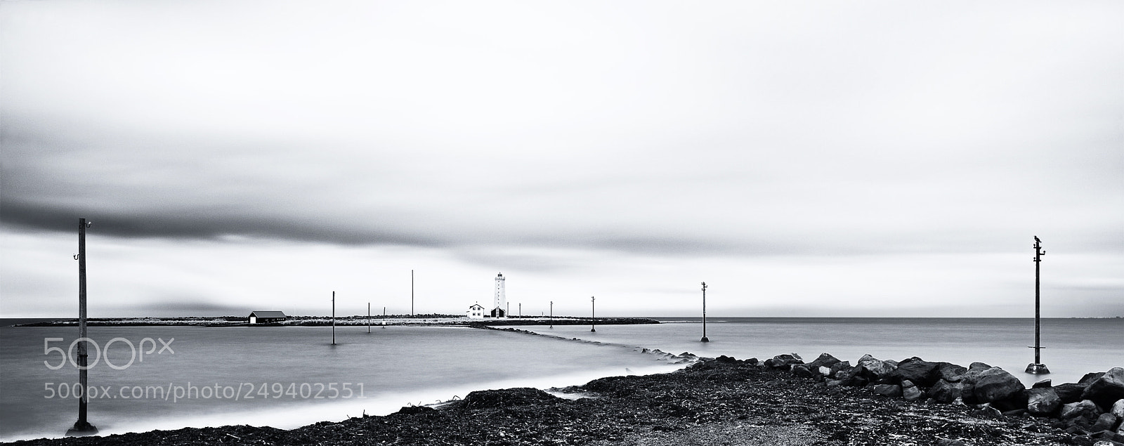 Canon EOS-1Ds Mark III sample photo. Lighthouse and two birds photography
