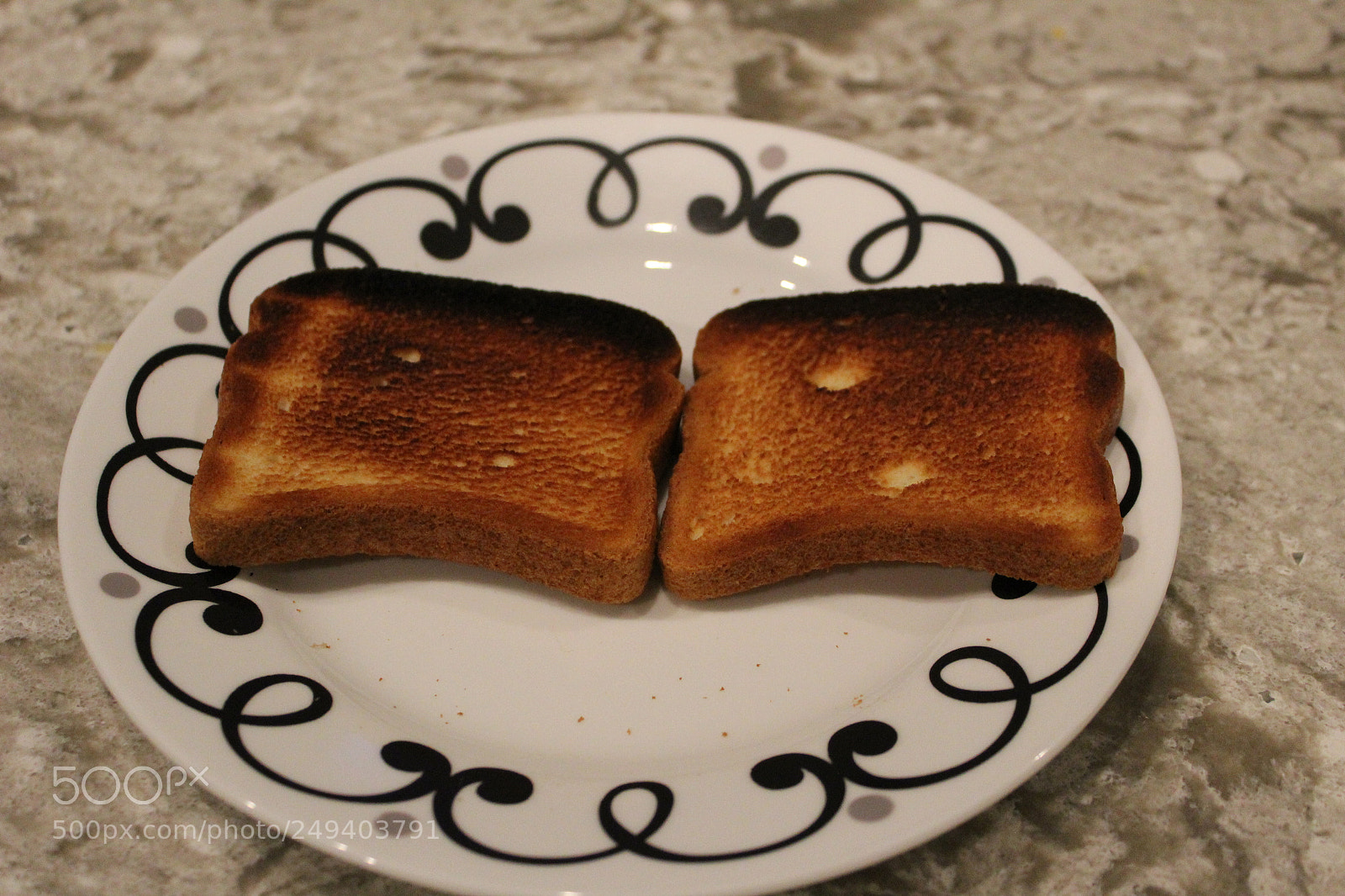 Canon EOS 1300D (EOS Rebel T6 / EOS Kiss X80) sample photo. Burnt photography