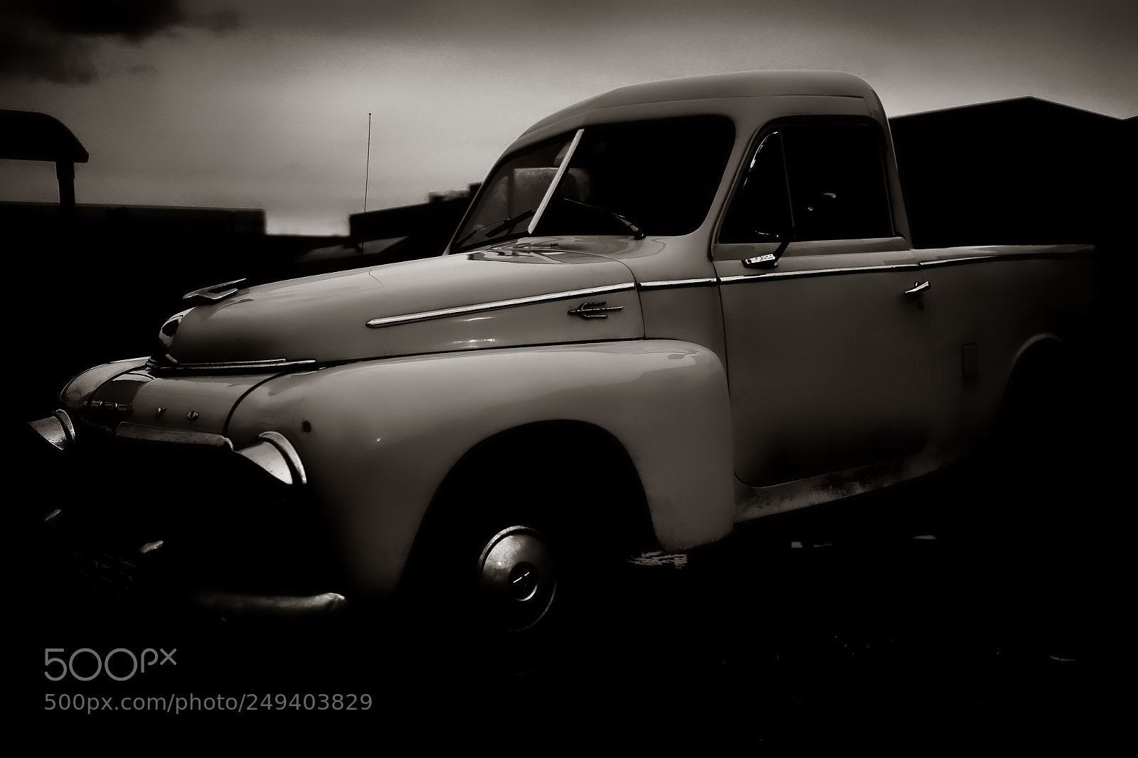 Sony a7R III sample photo. B w volvo pick-up photography