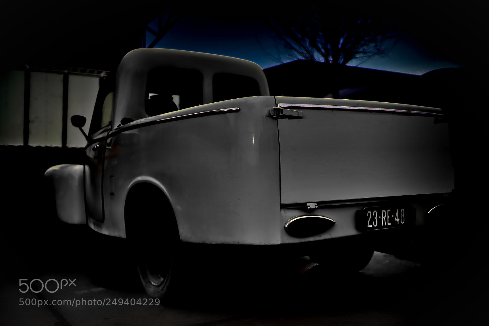 Sony a7R III sample photo. Hd volvo pick-up classic photography