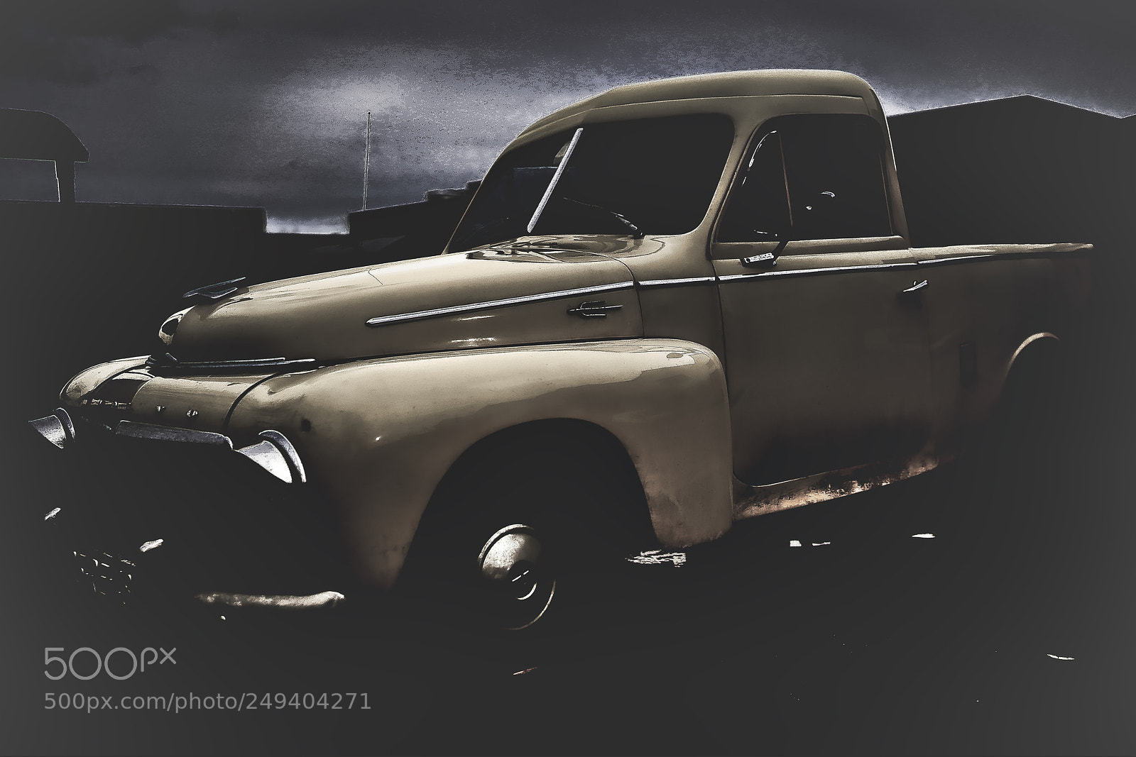 Sony a7R III sample photo. Mat volvo pick-up classic photography