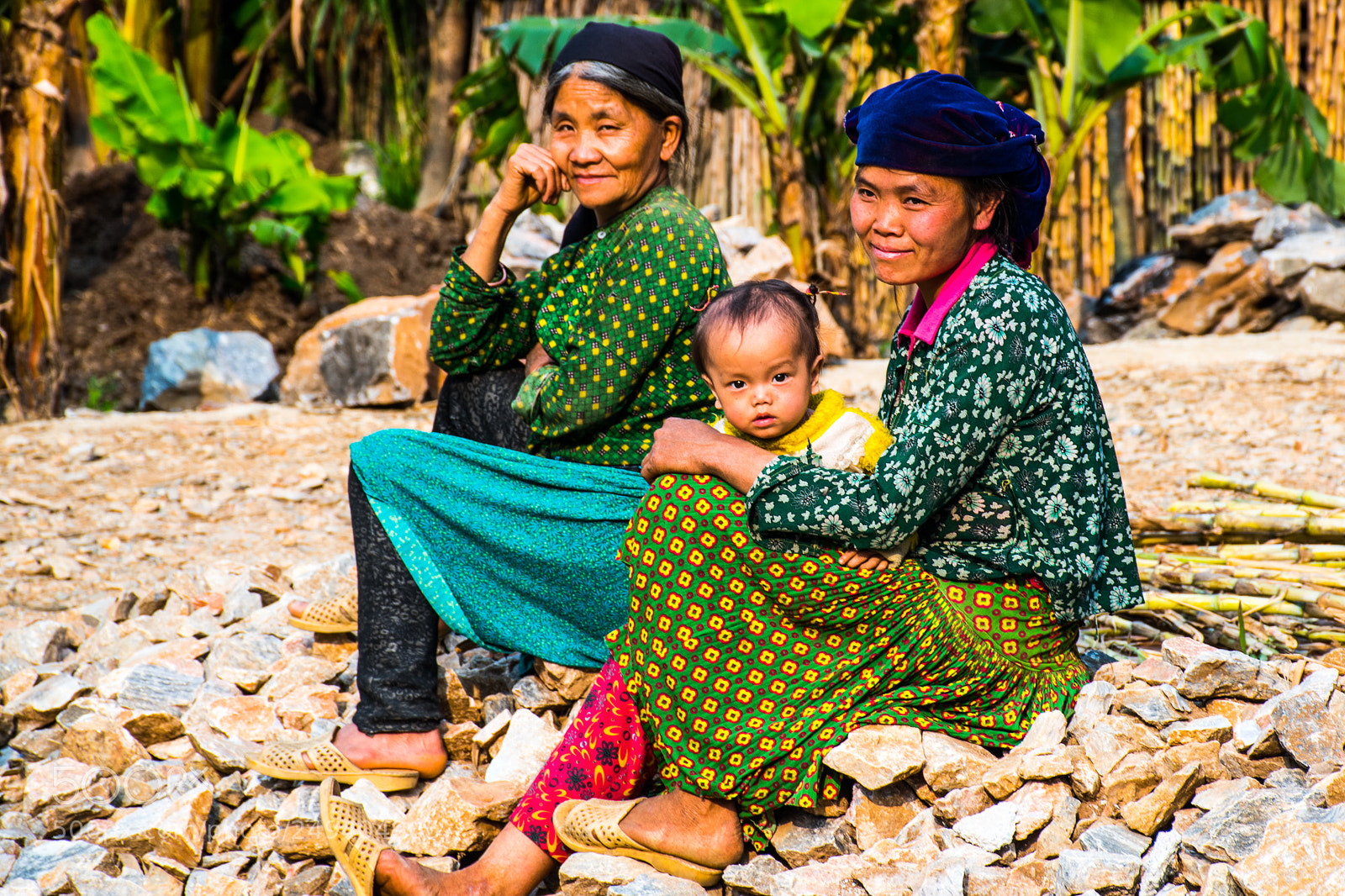 Nikon D5600 sample photo. Ethnic people on the photography
