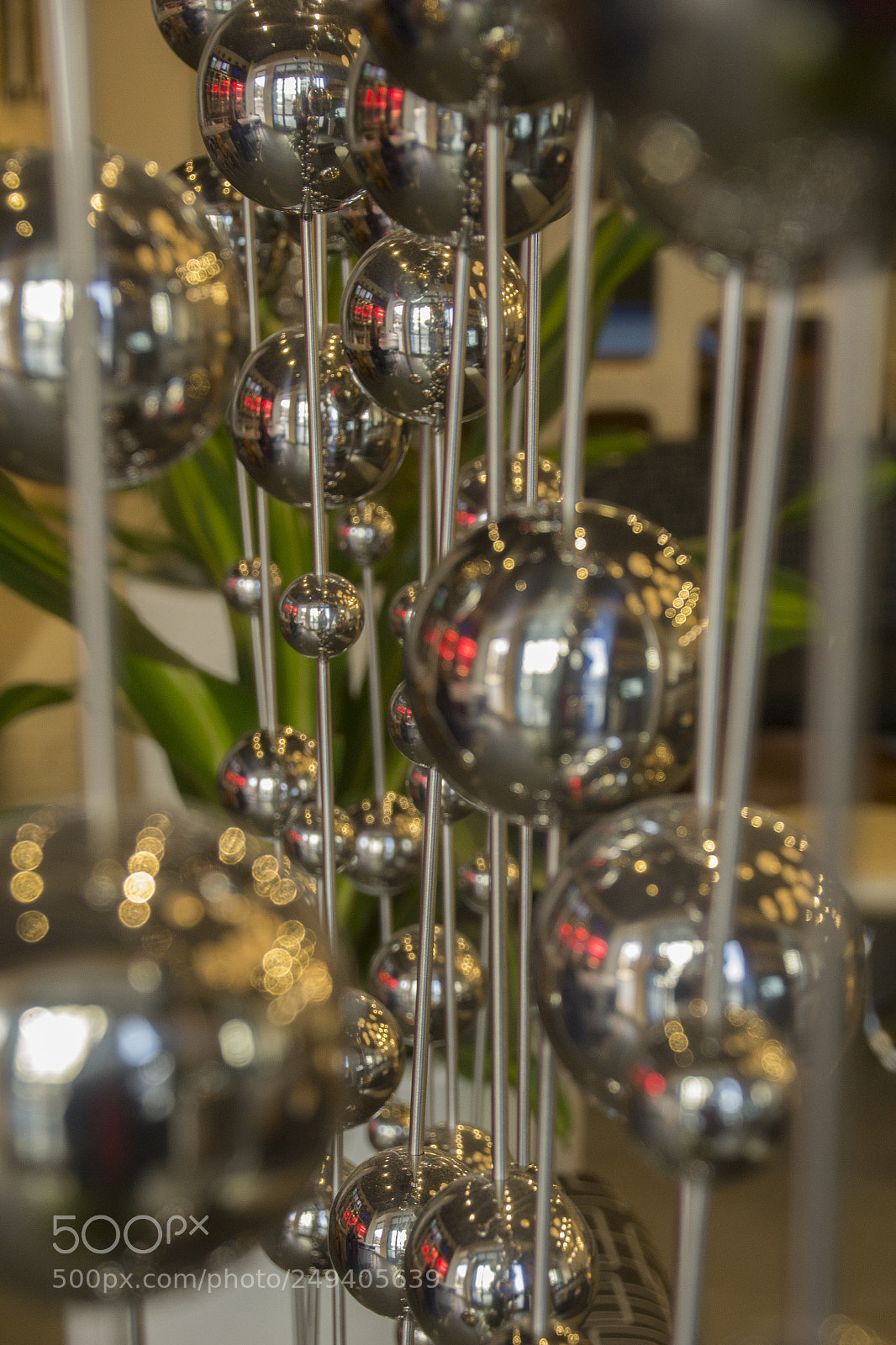 Canon EOS 1200D (EOS Rebel T5 / EOS Kiss X70 / EOS Hi) sample photo. Reflective ornaments. photography