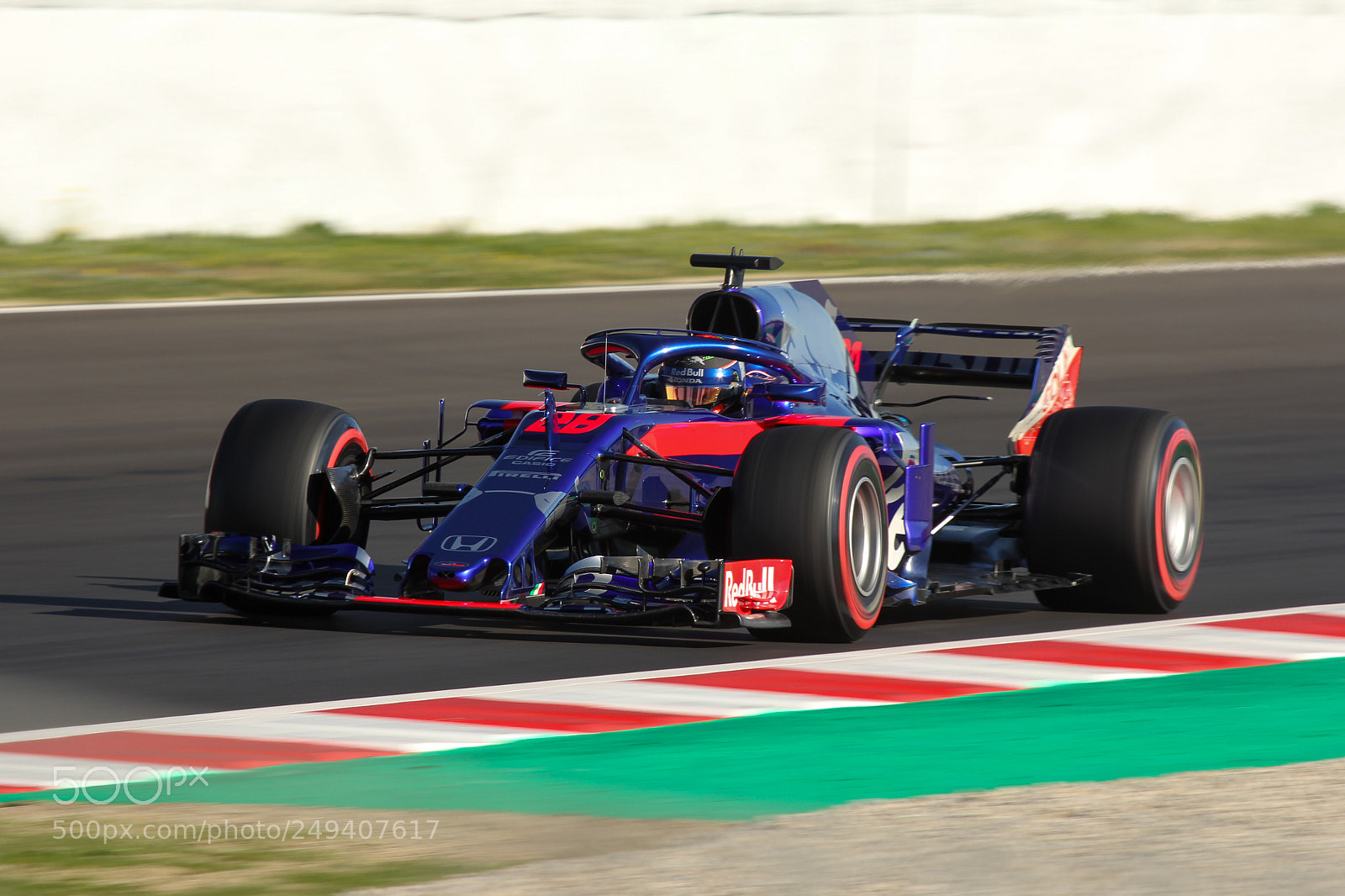 Canon EOS 60D sample photo. Brendon hartley (toro rosso) photography