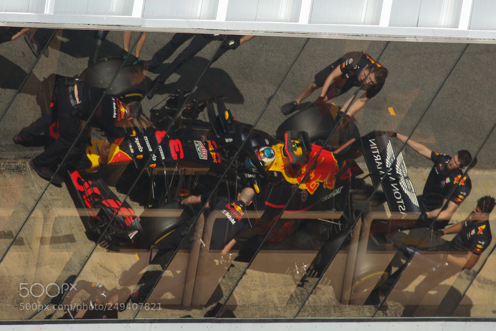 Canon EOS 60D sample photo. Daniel ricciardo (red bull) photography