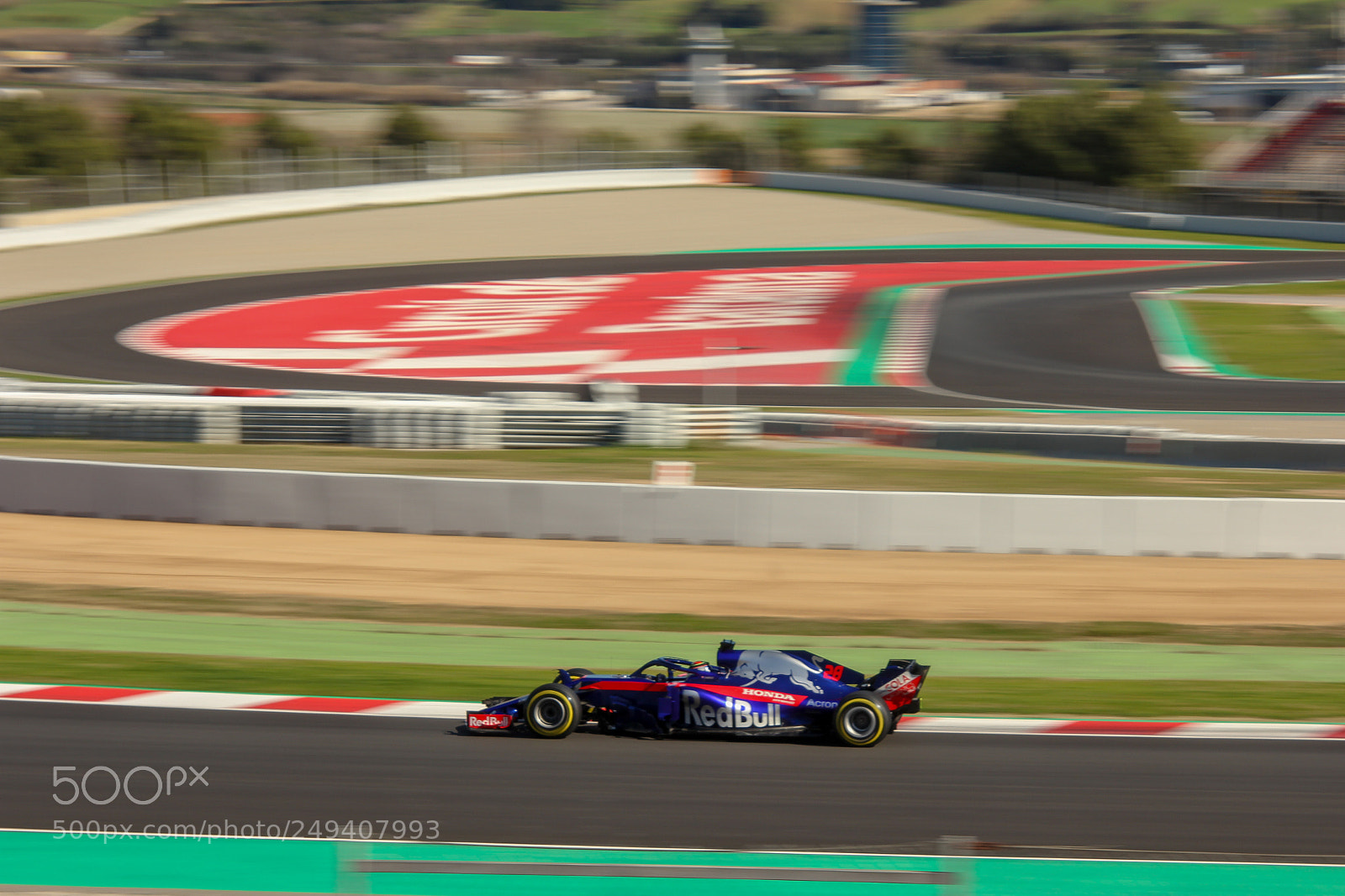 Canon EOS 60D sample photo. Brendon hartley (toro rosso) photography