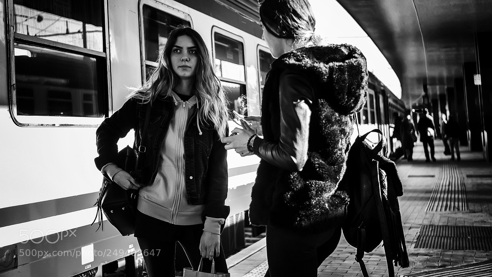 Olympus OM-D E-M10 II sample photo. Railway station #629 photography