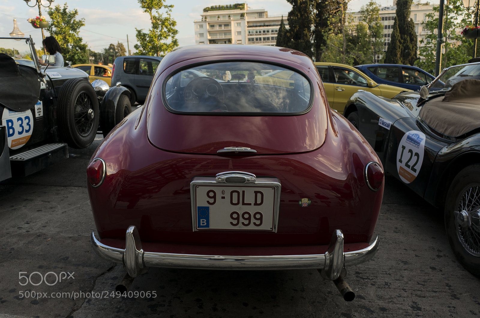 Sony Alpha NEX-5R sample photo. Red car photography