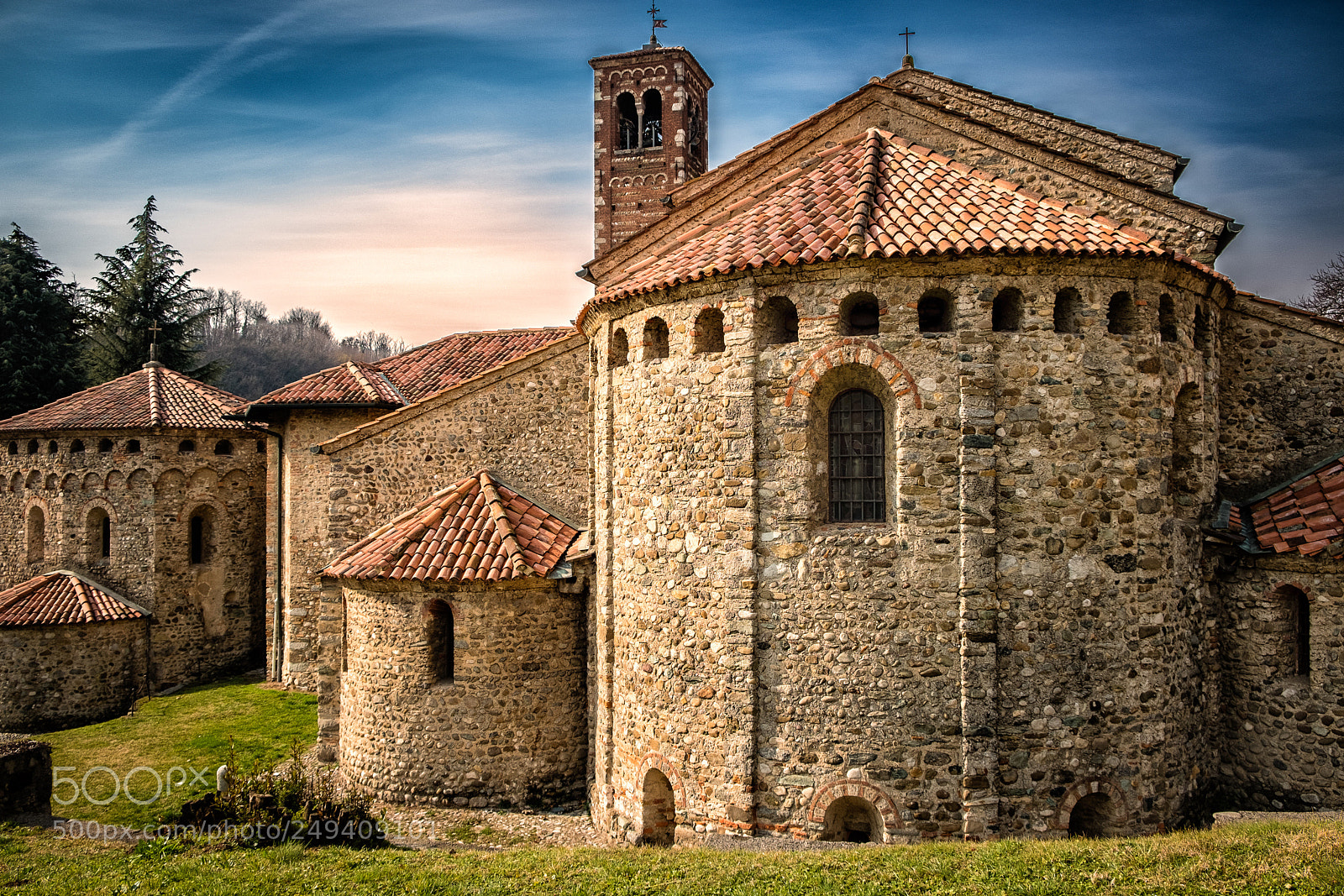 Fujifilm X-Pro2 sample photo. Basilica dei santi pietro photography