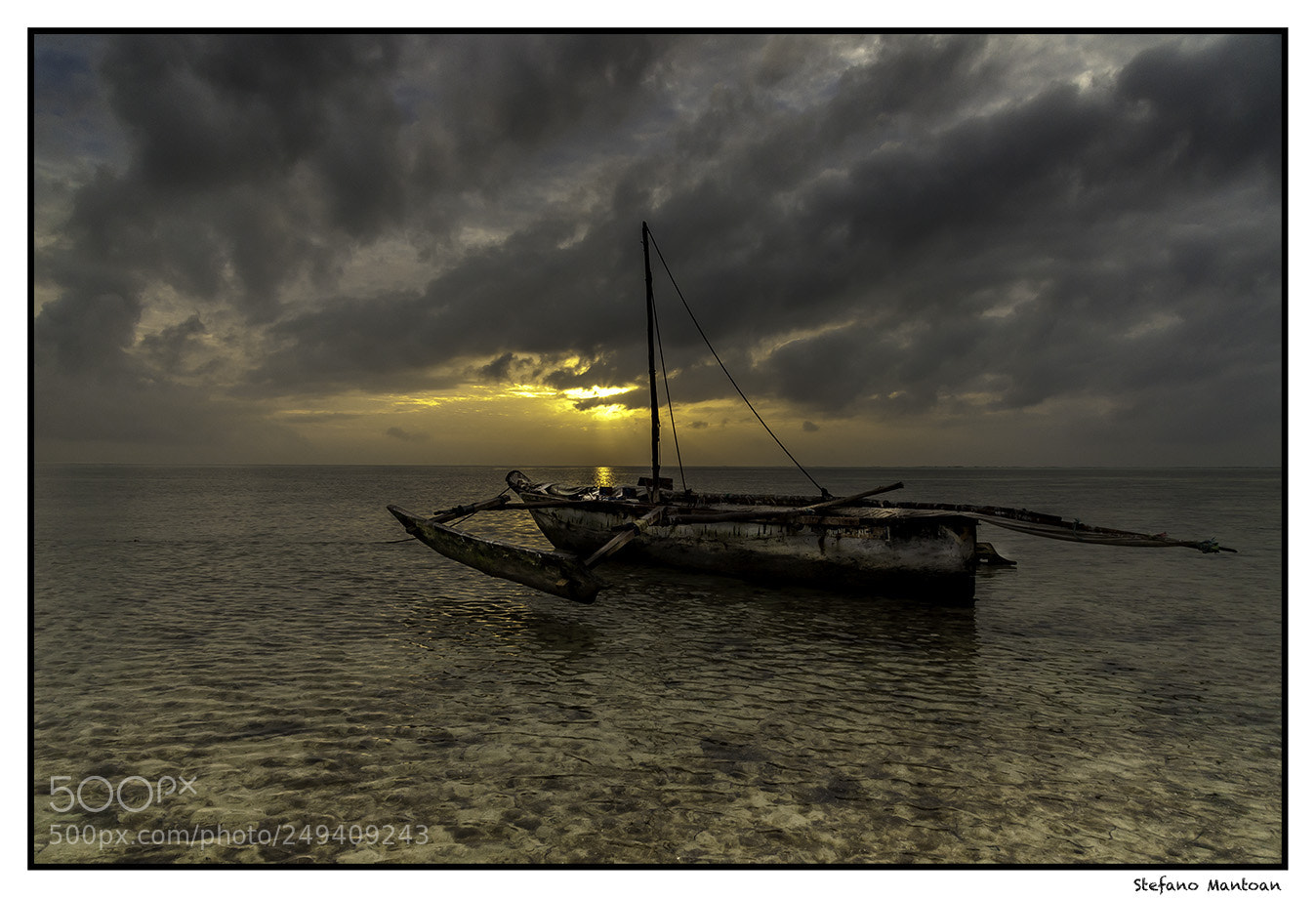 Nikon D700 sample photo. Sunrise in watamu photography