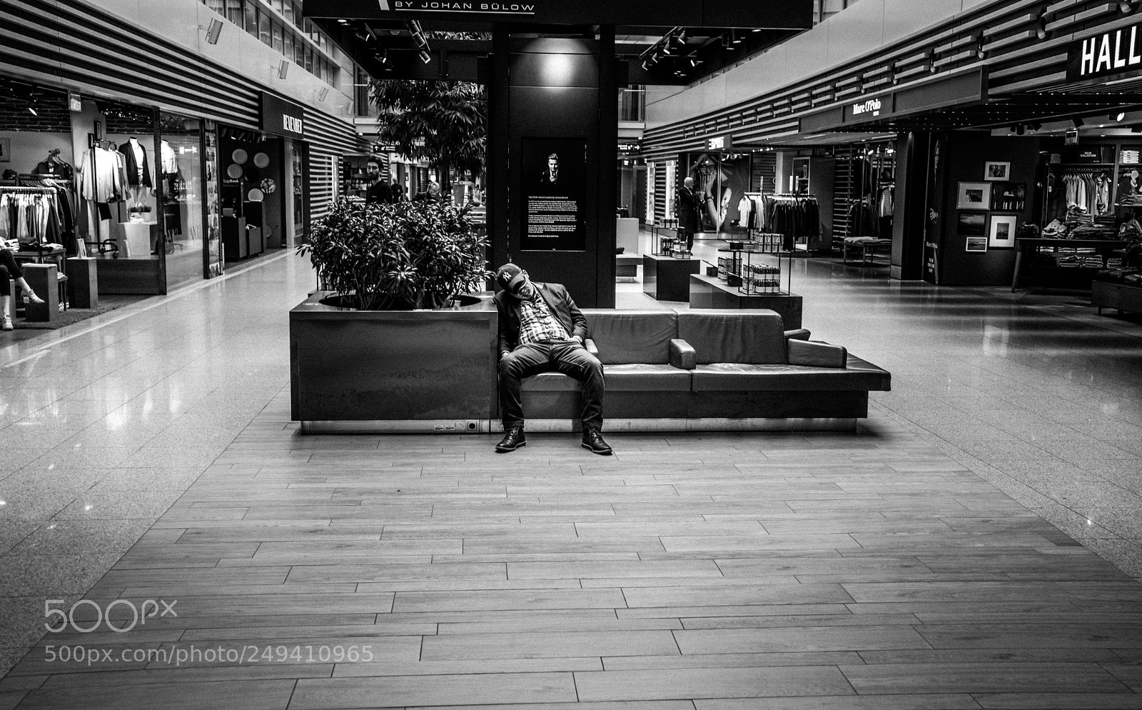 Sony a7 II sample photo. Sleep photography