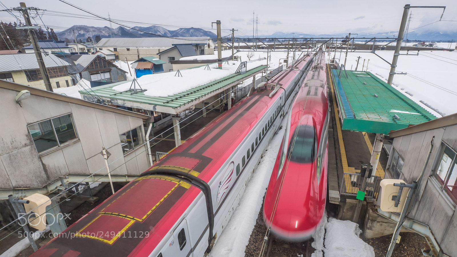 Olympus OM-D E-M1 sample photo. Akita-shinkansen photography