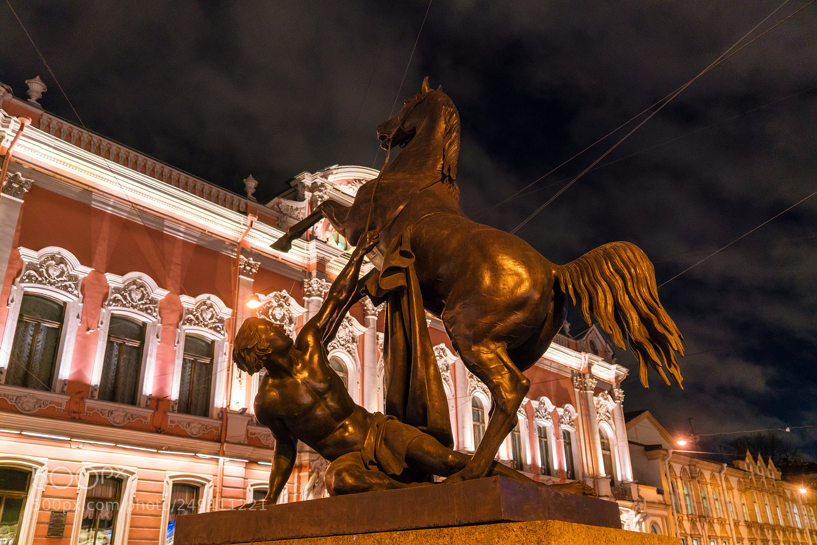 Sony a7R II sample photo. Horse tamers bronze statues photography