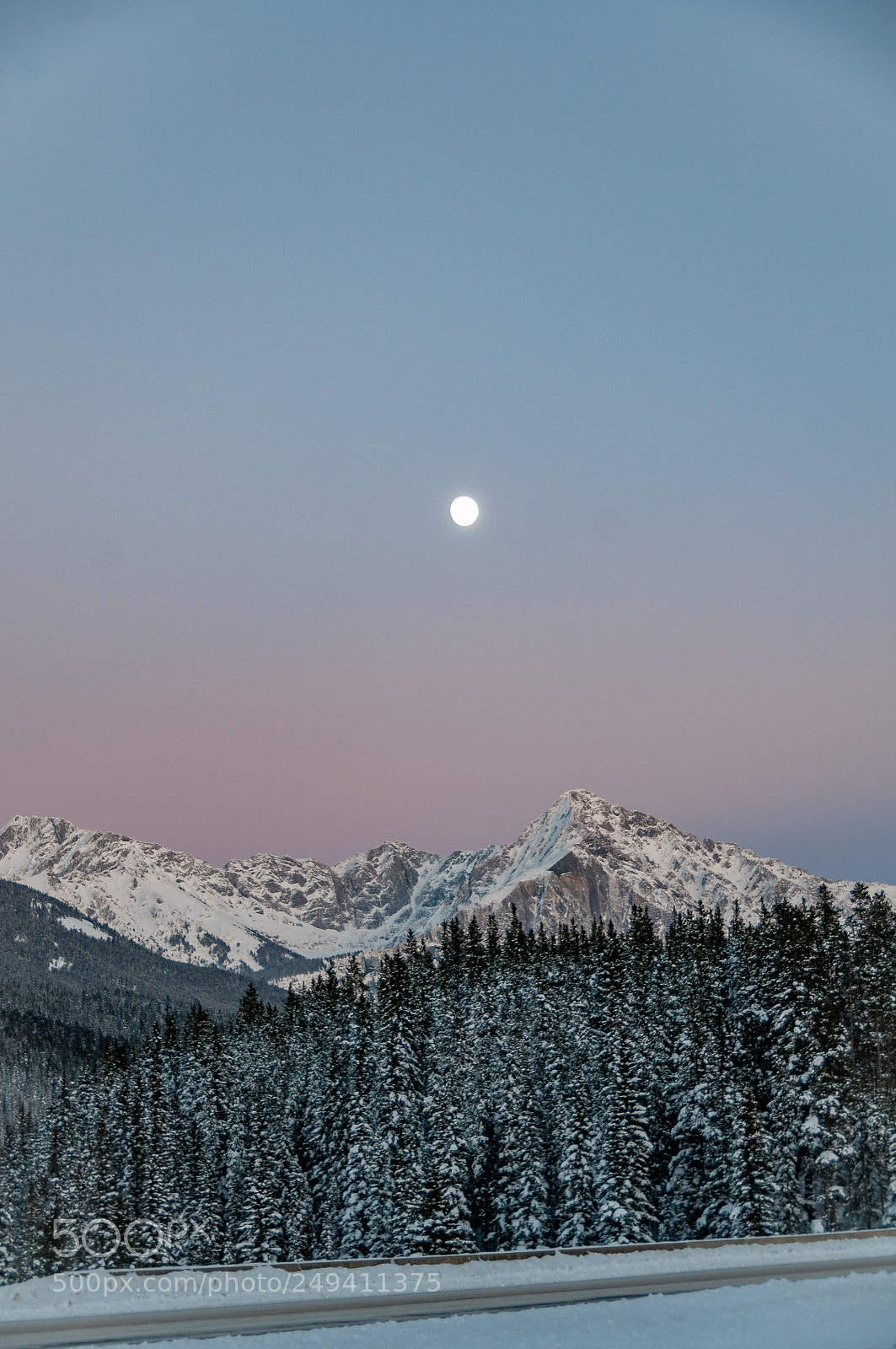 Nikon D300S sample photo. Moon over the rockies photography