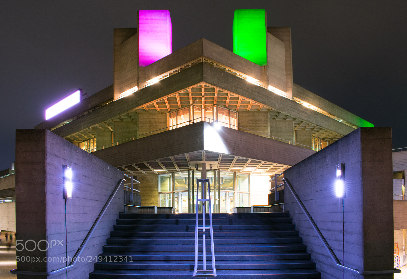 Nikon D3400 sample photo. National theatre, london photography