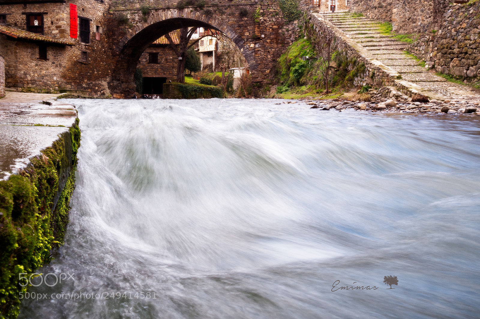 Olympus OM-D E-M5 II sample photo. Transcurrir del agua photography