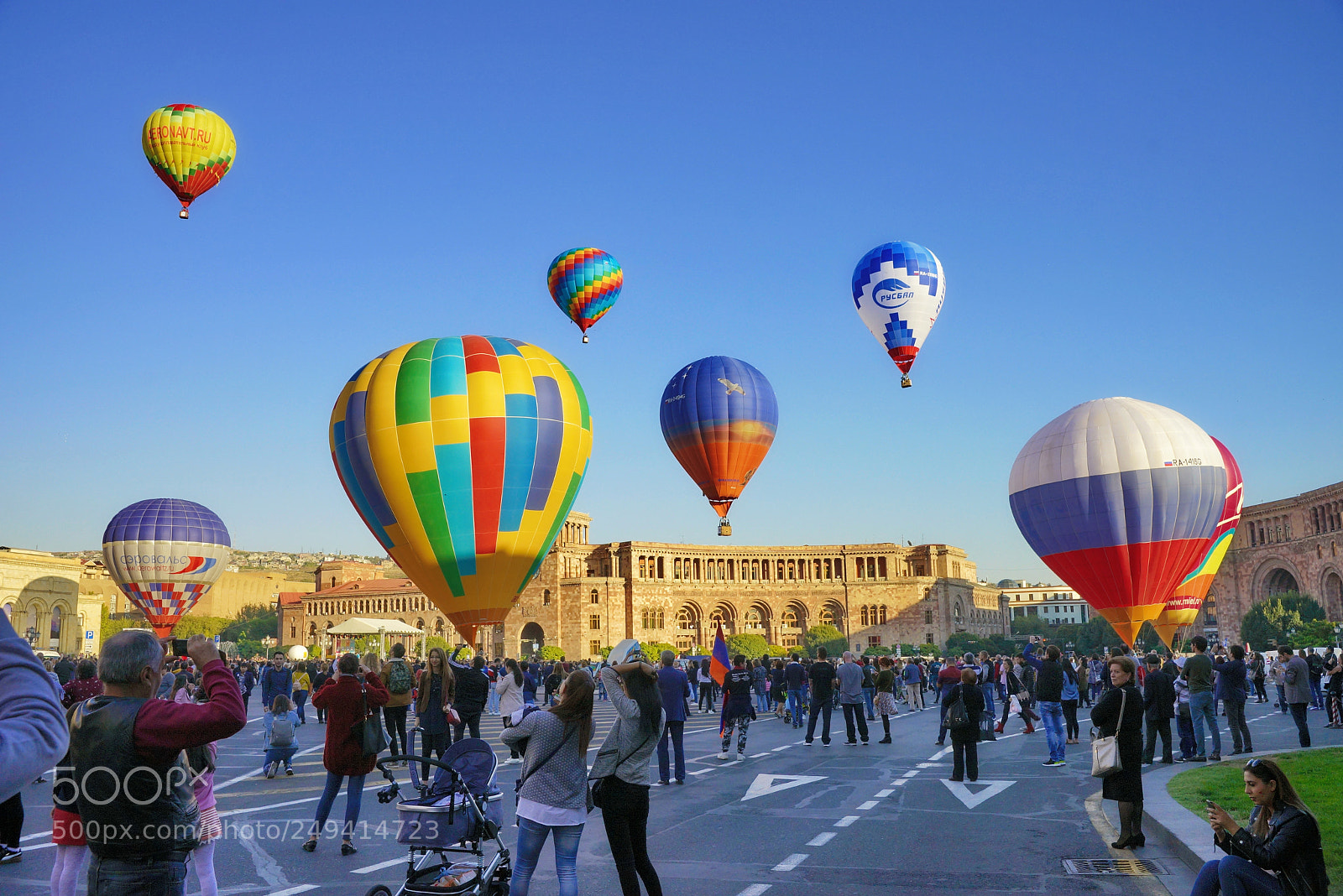 Sony a99 II sample photo. Balloons over yerevan photography