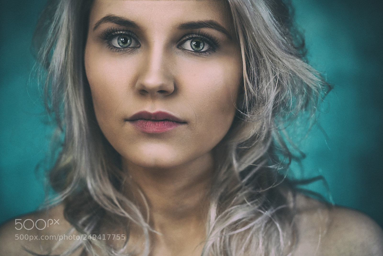 Sony a7R III sample photo. Blue photography
