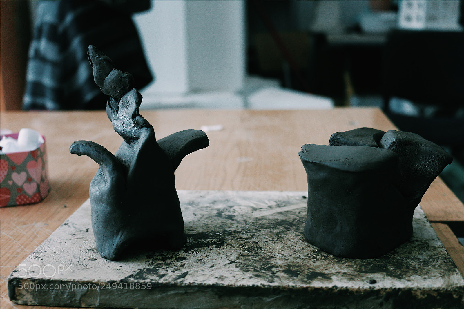 Canon EOS 700D (EOS Rebel T5i / EOS Kiss X7i) sample photo. Modelling with clay photography