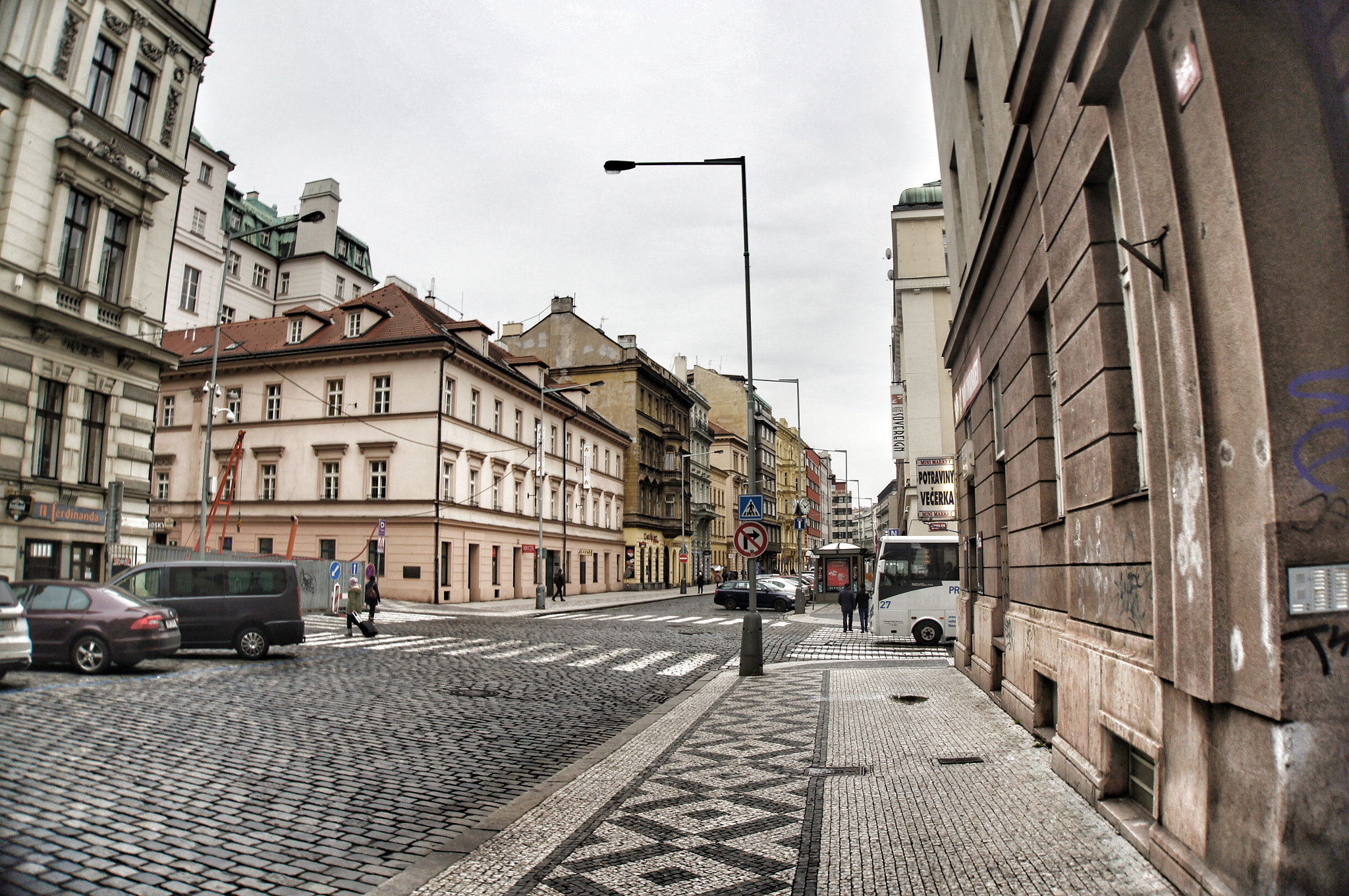 Sony Alpha NEX-C3 sample photo. Prague photography