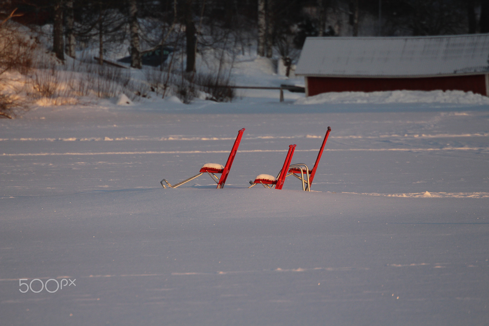 Canon EOS 700D (EOS Rebel T5i / EOS Kiss X7i) sample photo. The winter and kick sleds on the snowy pier. photography