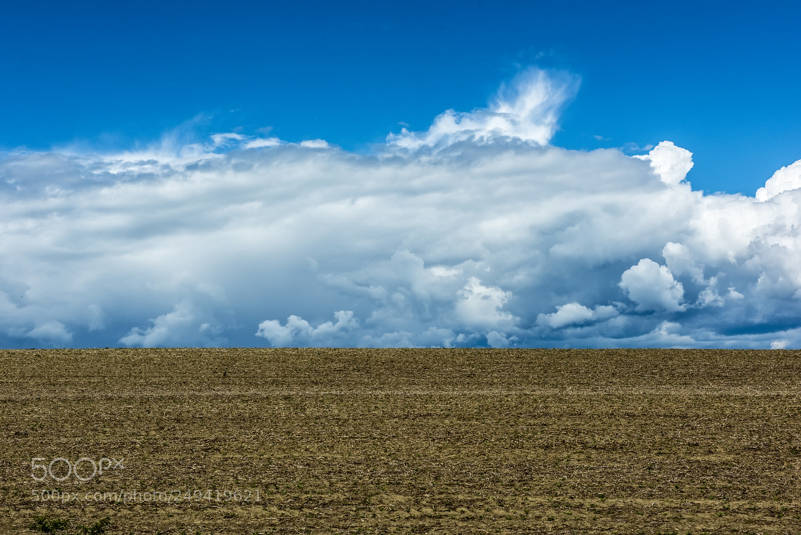 Nikon D810 sample photo. Linear sky photography