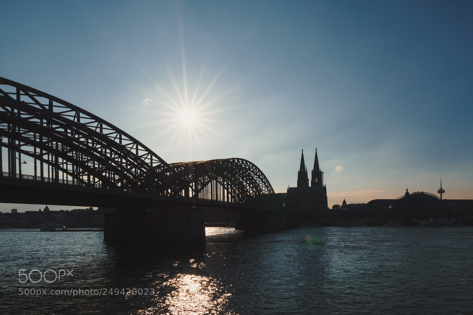 Sony a6000 sample photo. Sunny days in cologne photography