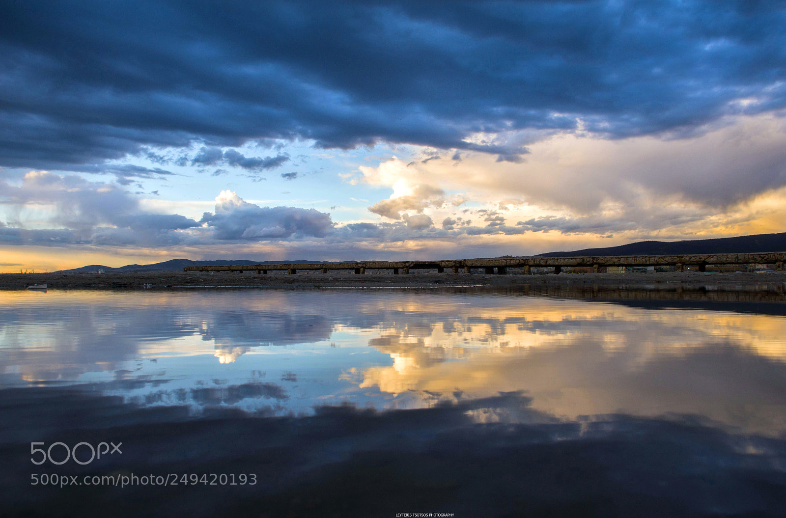 Nikon D7200 sample photo. Reflection photography