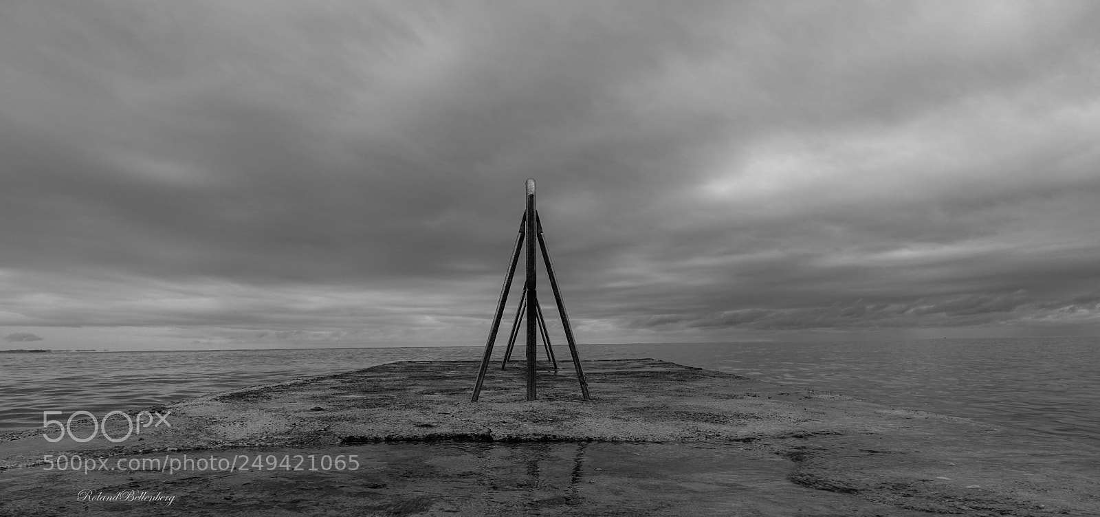 Sony a6000 sample photo. Original in b&w photography