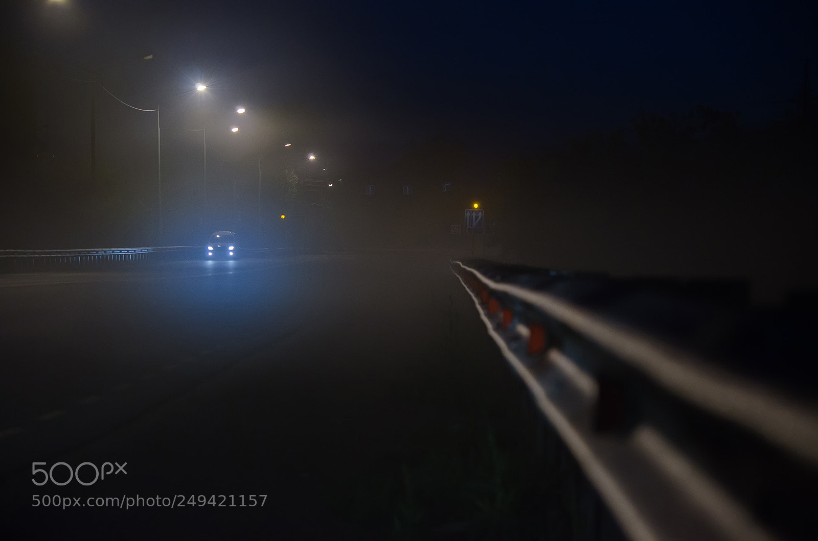 Nikon D7000 sample photo. Fog light photography