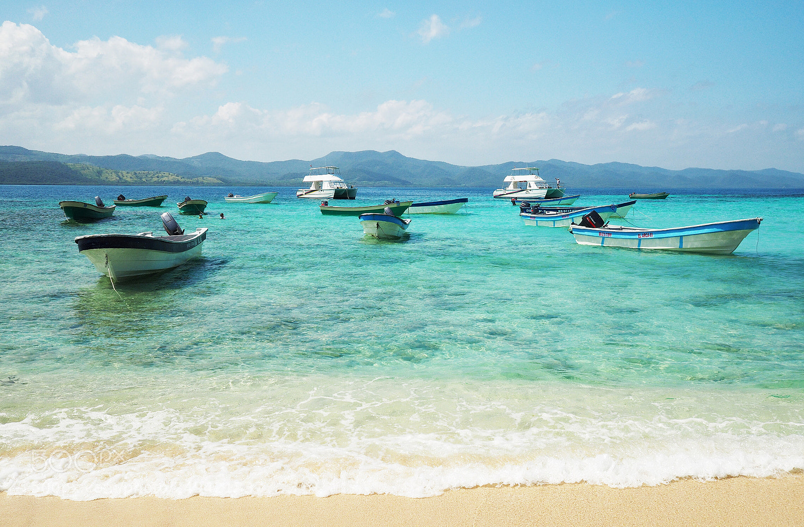 Olympus OM-D E-M10 II sample photo. Paradise island @ peurto plata photography