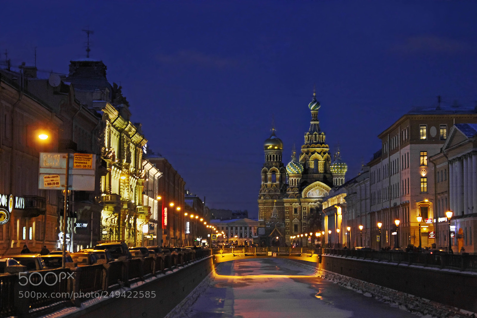 Canon EOS 550D (EOS Rebel T2i / EOS Kiss X4) sample photo. Night st. petersburg photography
