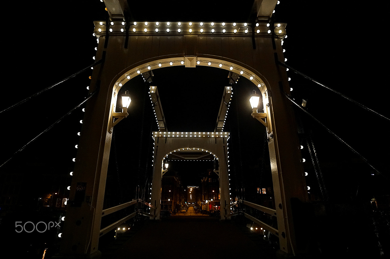 Sony a6300 + ZEISS Touit 12mm F2.8 sample photo. Canels : amsterdam night photography