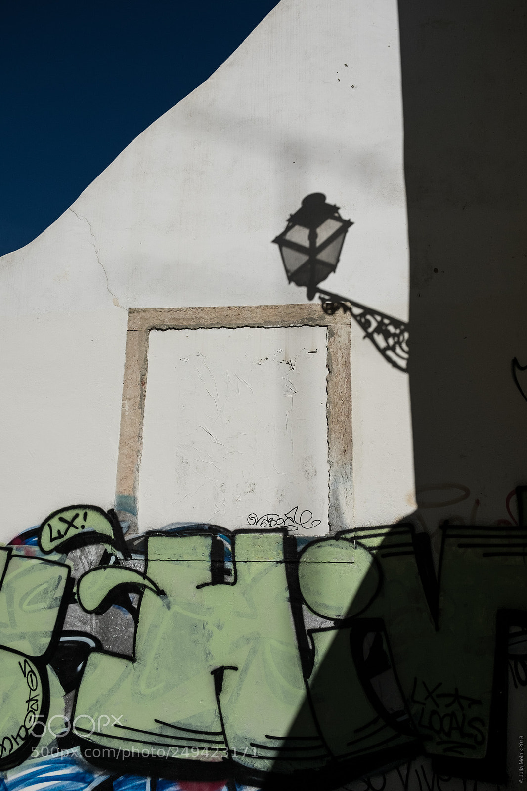 Fujifilm X-T10 sample photo. Lisbon. the city of photography