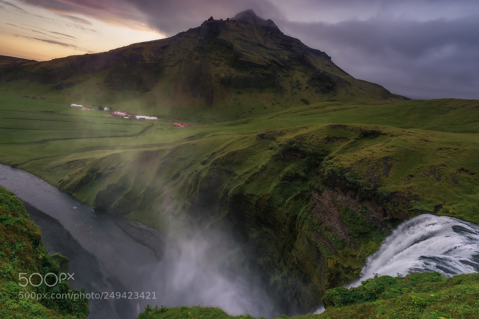 Sony a7 sample photo. Begining of skogafoss photography