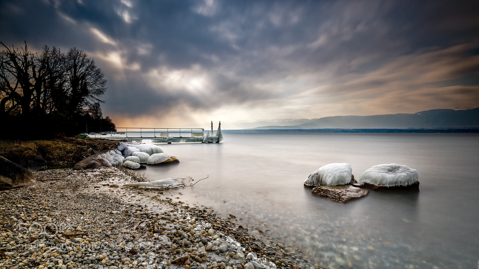 Canon EOS 5D Mark IV sample photo. Icy rocks photography