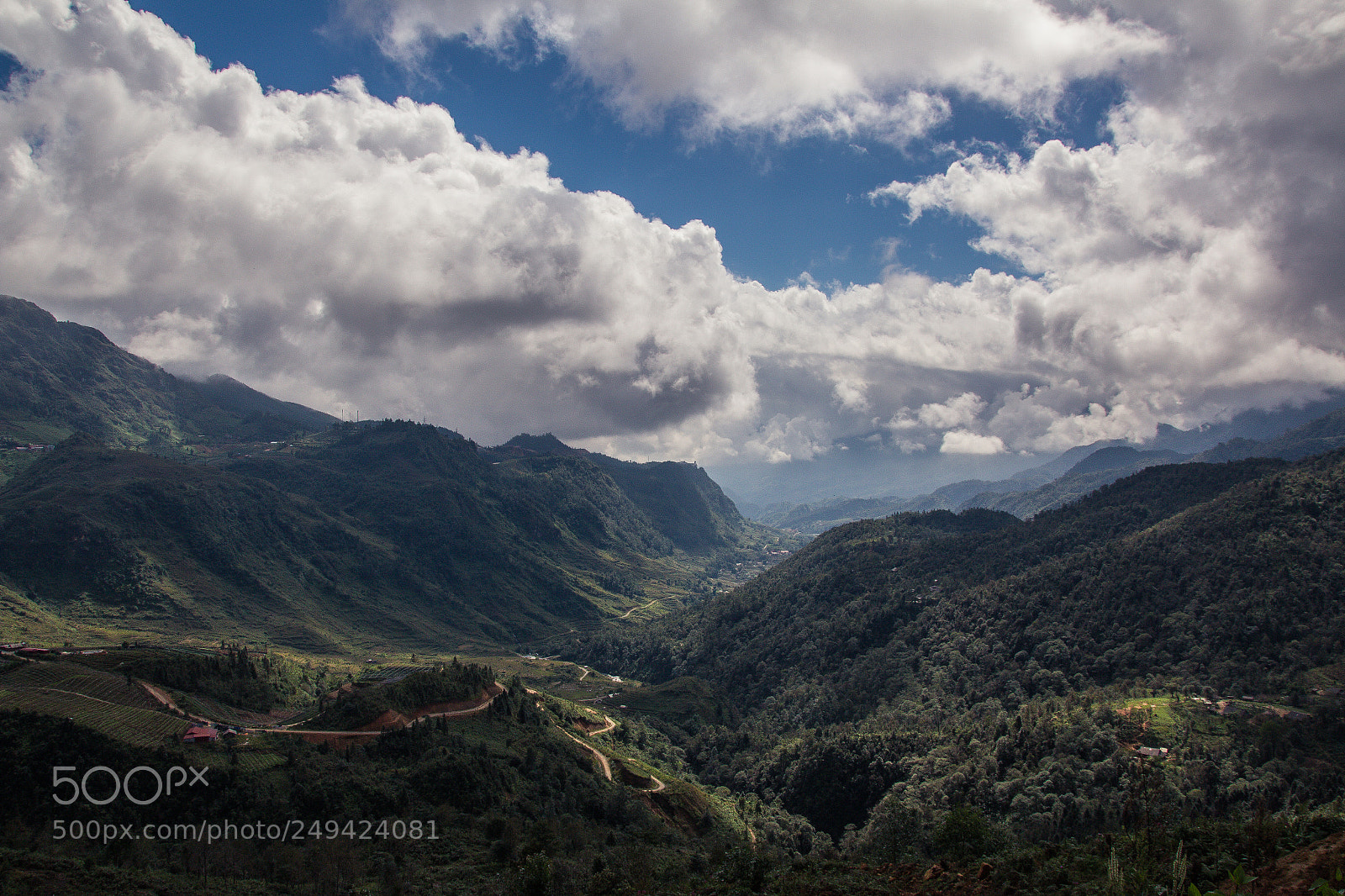 Canon EOS 70D sample photo. Clouds over sapa photography