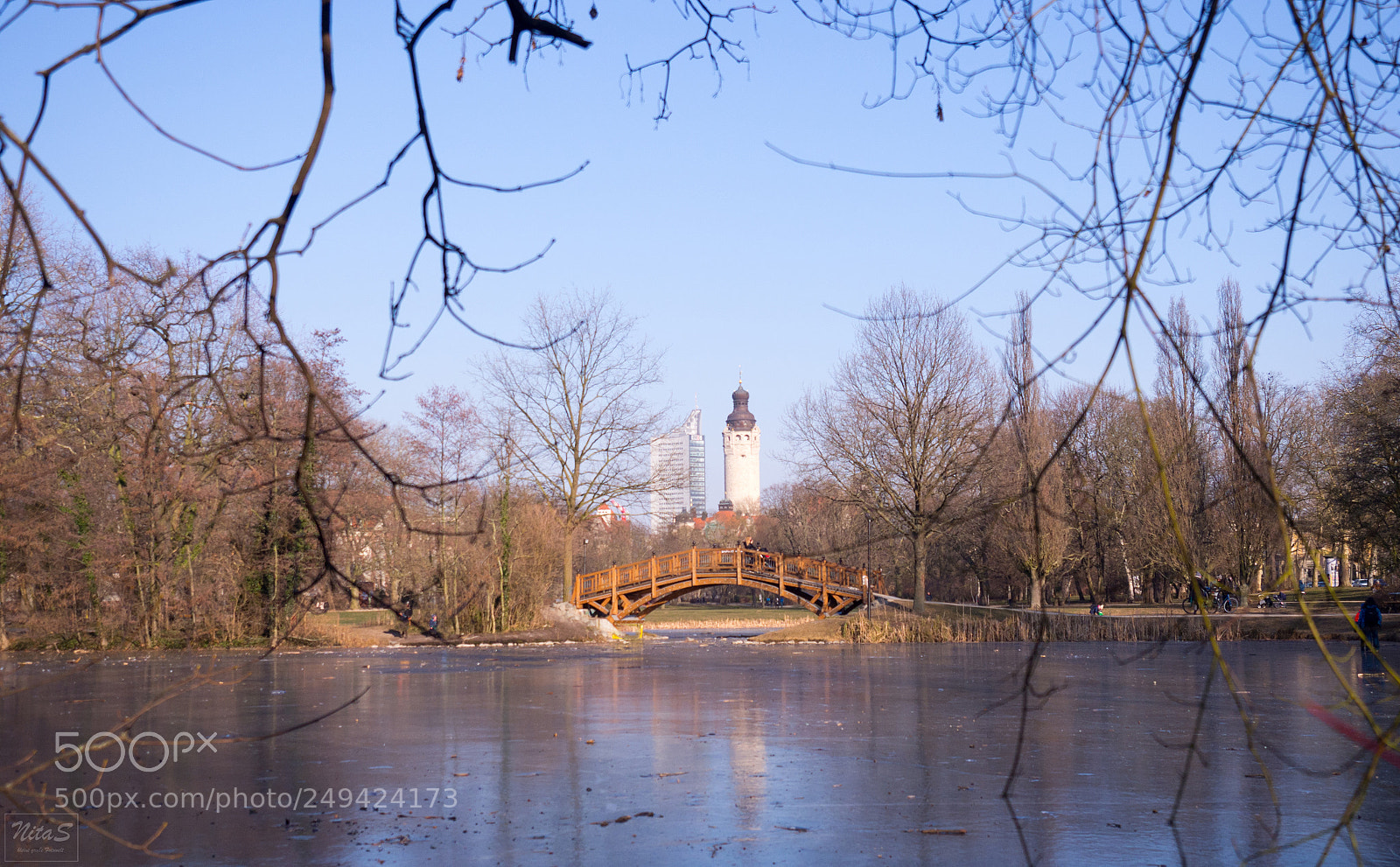 Olympus OM-D E-M1 Mark II sample photo. Central park of leipzig photography