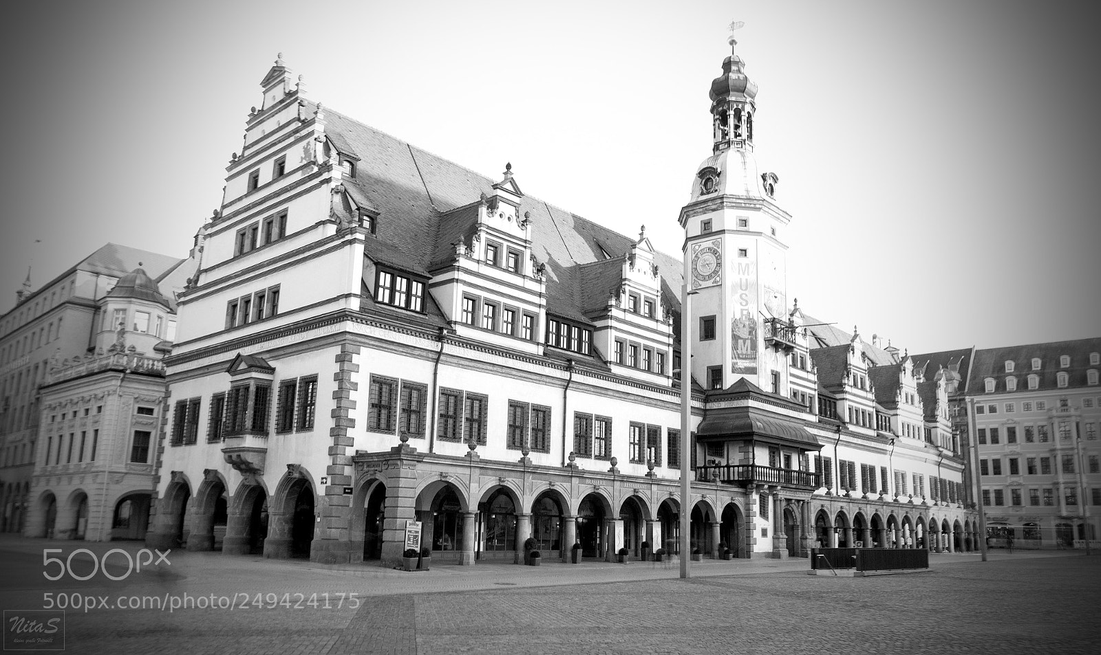 Olympus OM-D E-M1 Mark II sample photo. Old town hall of photography